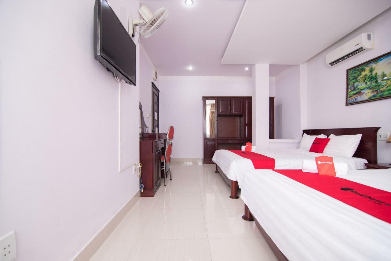 Reddoorz Near Cau Song Han 2 Da Nang Esterno foto