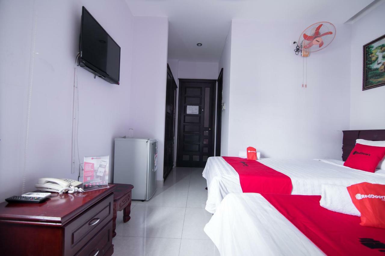 Reddoorz Near Cau Song Han 2 Da Nang Esterno foto